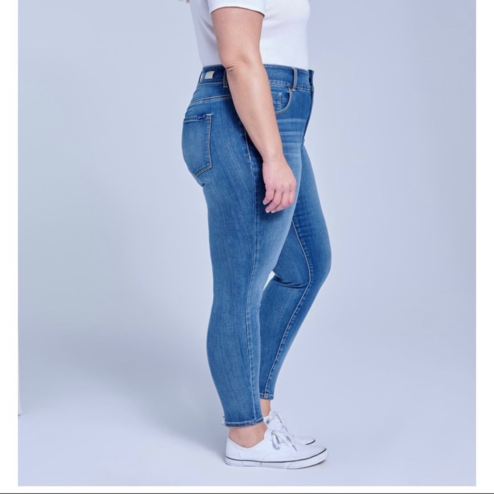 Seven7 Women's High Rise Tummyless Jean